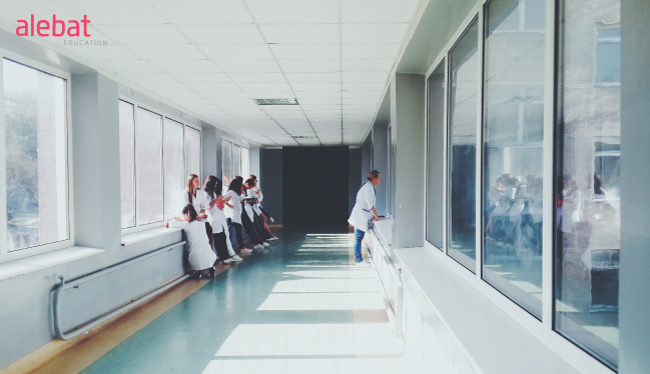 Imagen de la noticia de salud Aumentan las plazas para MIR y enfermeros en el Curso 2016/17 Fotografía que ilustra la noticia de salud de Alebat Education sobre Aumentan las plazas para MIR y enfermeros en el Curso 2016/17